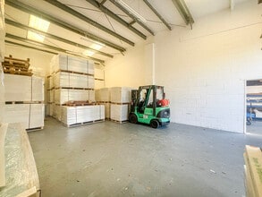 Main Rd, Bordon for lease Interior Photo- Image 1 of 7
