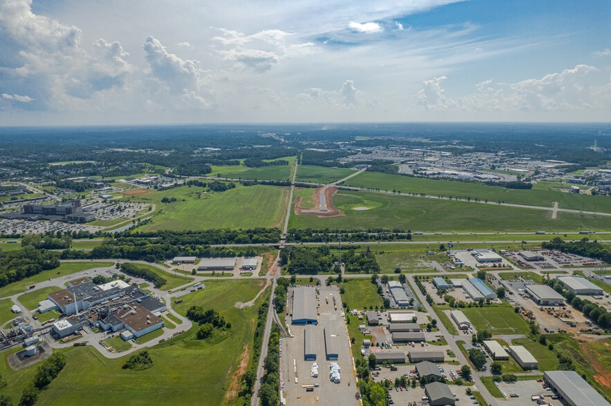 Athletic Blvd. Blvd, Clarksville, TN à vendre - Aérien - Image 3 de 12