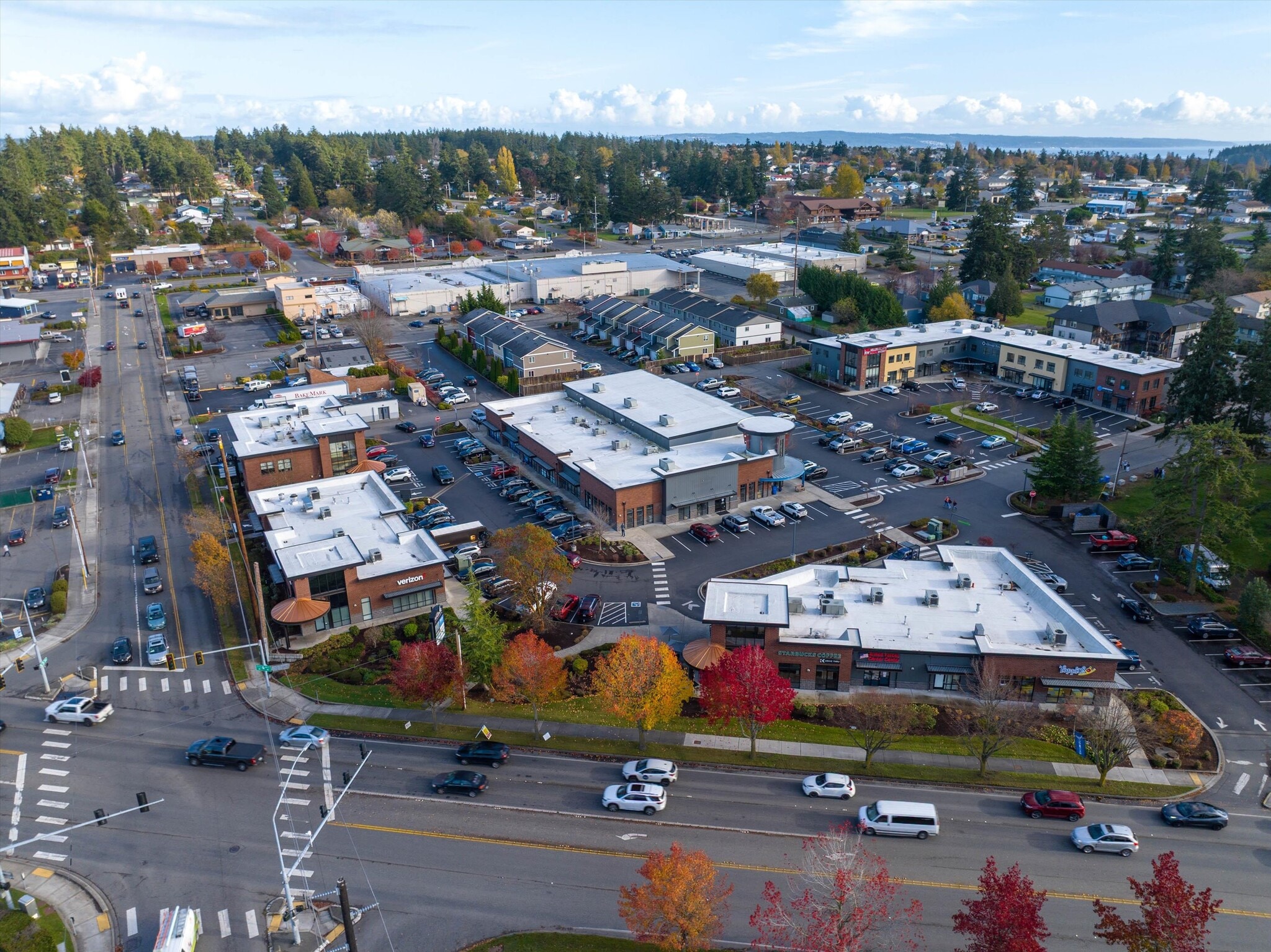 32650 State Route 20, Oak Harbor, WA for lease Primary Photo- Image 1 of 13