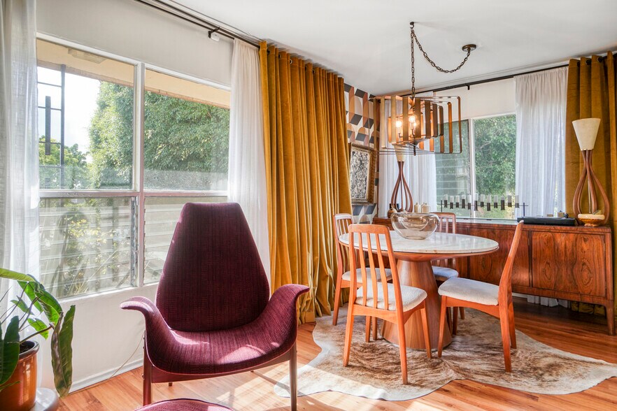 904 N Spaulding Ave, Los Angeles, CA à vendre - Photo intérieure - Image 3 de 34