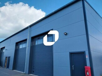 Plus de détails pour Bureau, Local d'activités à louer