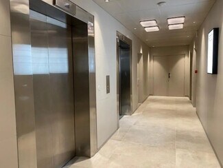 Plus de détails pour 205 Avenue Georges Clemenceau, Nanterre - Bureau, Local d'activités à louer