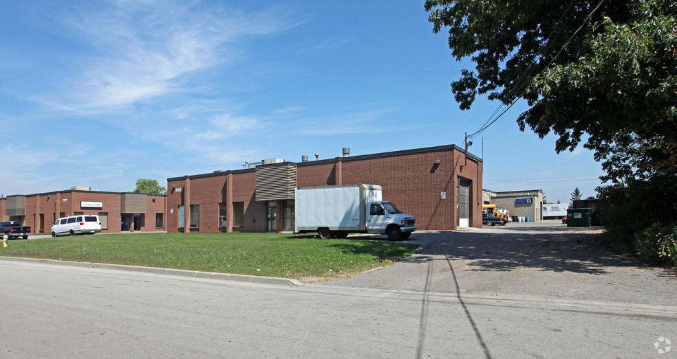 751 Mckay Rd, Pickering, ON for lease - Building Photo - Image 2 of 2