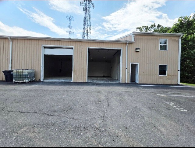 More details for 44-46 Albe Dr, Newark, DE - Industrial for Lease