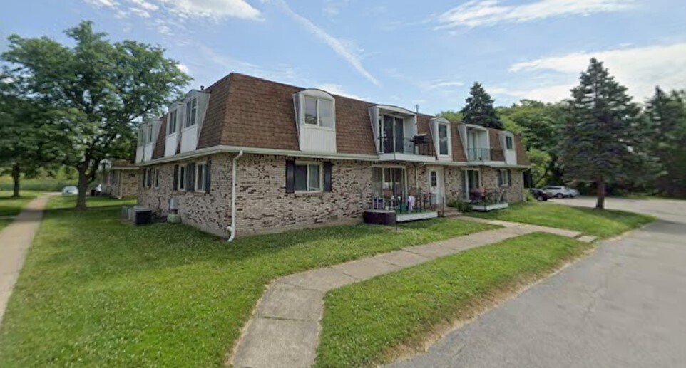 61 S Fisher Rd, Buffalo, NY for sale - Building Photo - Image 1 of 5