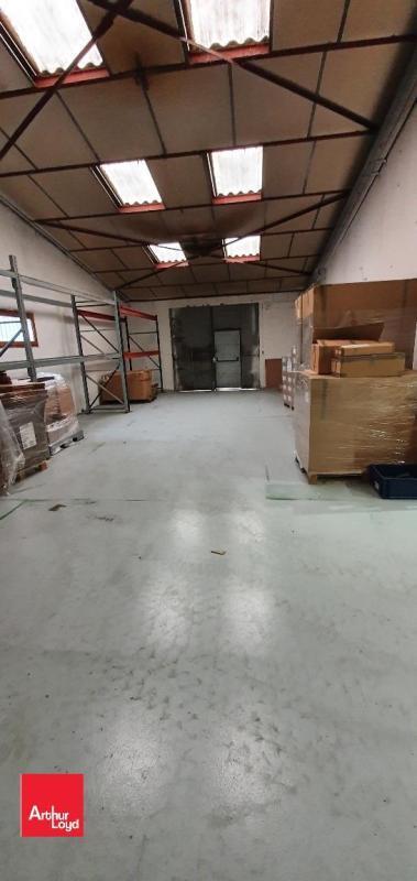 Flex in Gasville-Oisème for lease Interior Photo- Image 1 of 6