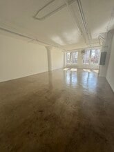 719 S Los Angeles St, Los Angeles, CA for lease Interior Photo- Image 2 of 4