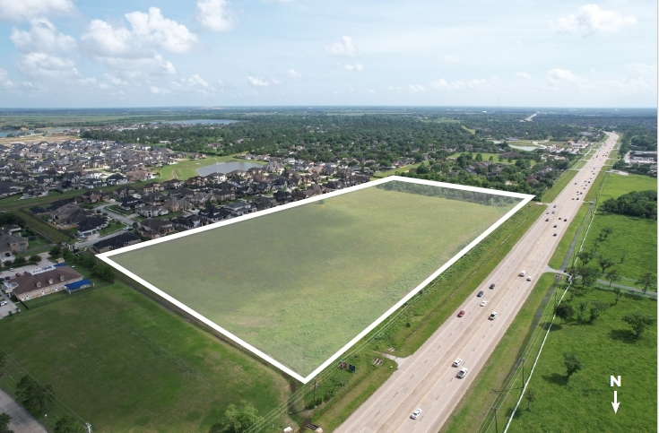 FM 528 & Friendswood Lake Blvd, Friendswood, TX for sale - Primary Photo - Image 1 of 4