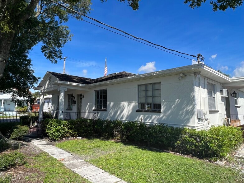 2323 W Aileen St, Tampa, FL à louer - Photo du bâtiment - Image 3 de 23