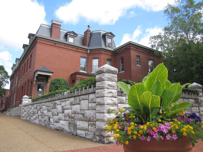 Plus de détails pour 807 Geyer Ave, Saint Louis, MO - Bureau à vendre