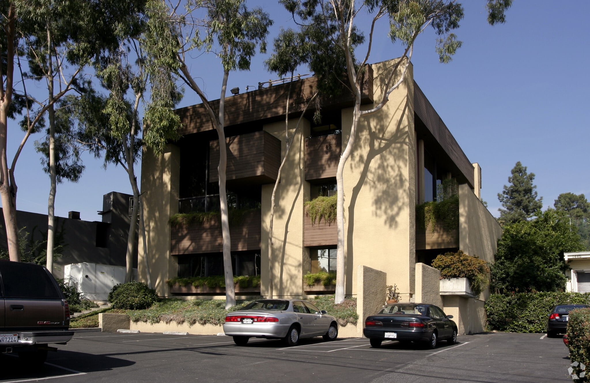 1450 W Colorado Blvd, Pasadena, CA for lease Building Photo- Image 1 of 4