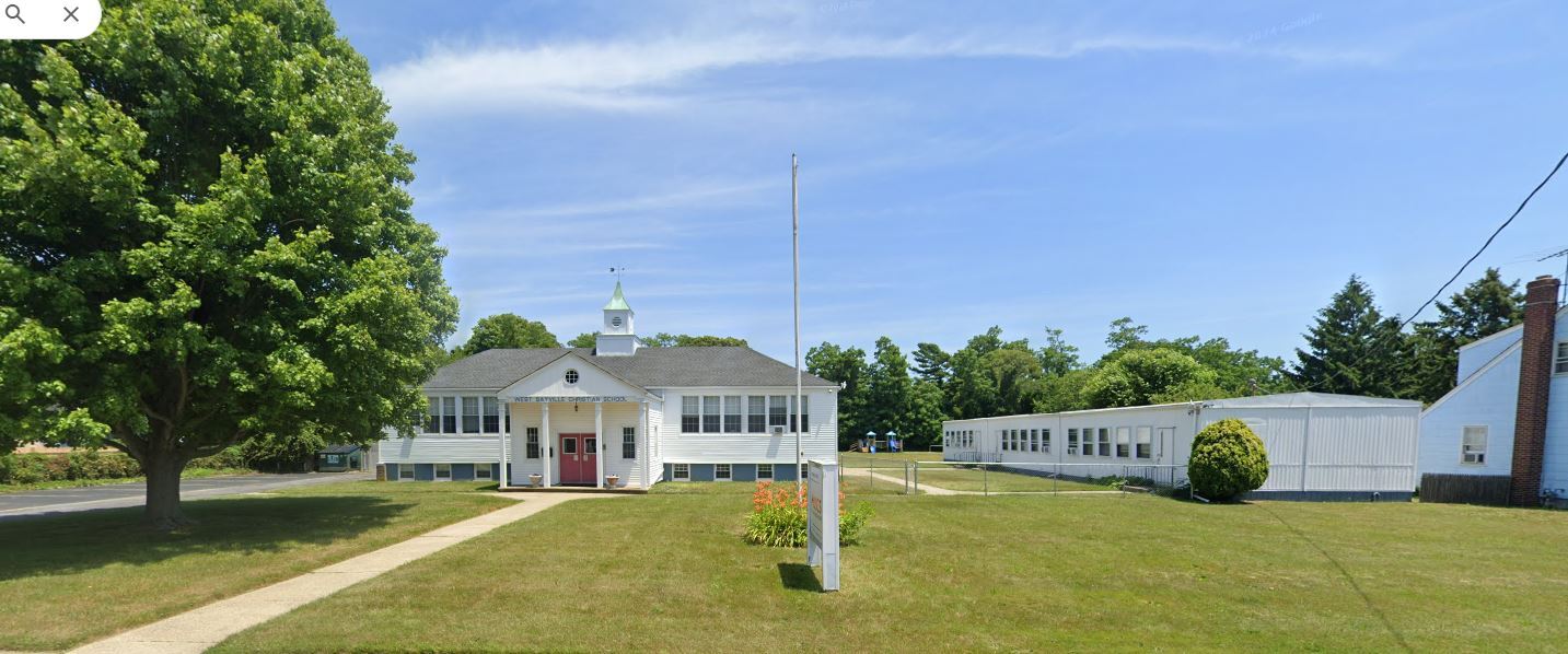 37 Rollstone Ave, West Sayville, NY for sale Primary Photo- Image 1 of 7
