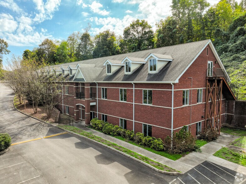 2265 Old Highway 95, Lenoir City, TN à vendre - Photo principale - Image 1 de 37