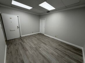 7831-7865 W Sample Rd, Coral Springs, FL for lease Interior Photo- Image 1 of 4