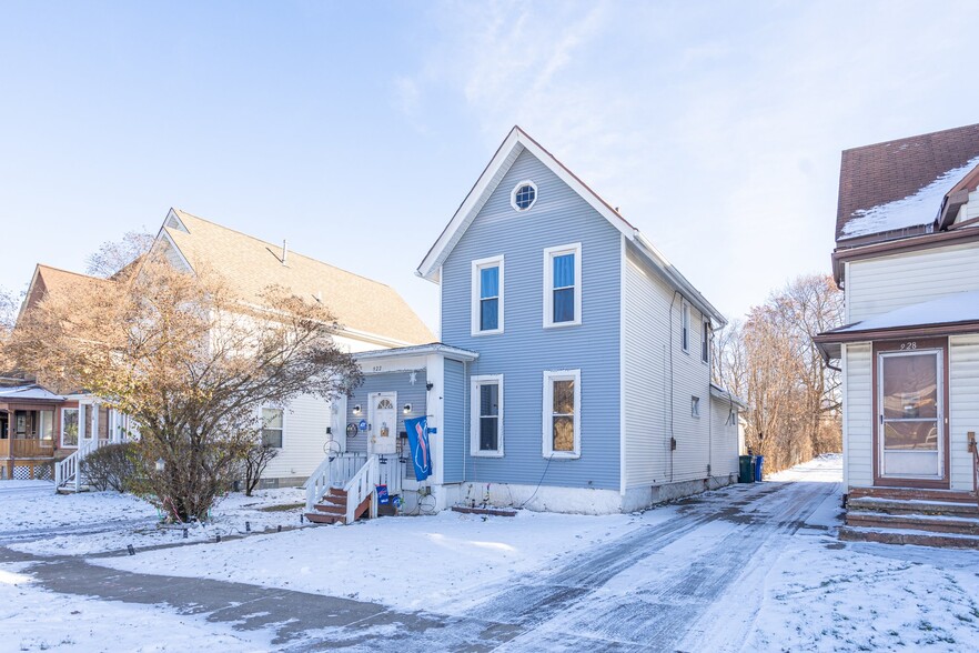 HRD Portfolio portefeuille de 17 propriétés à vendre sur LoopNet.ca - Photo du bâtiment - Image 3 de 17