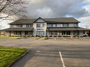 1710 W Main St, Battle Ground, WA for lease Interior Photo- Image 2 of 5
