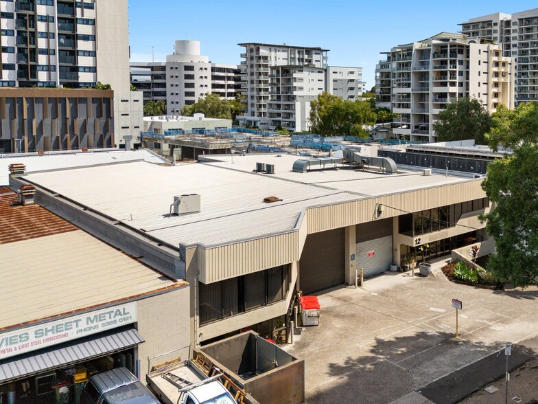 12 Railway Tce, Milton for lease - Building Photo - Image 2 of 3