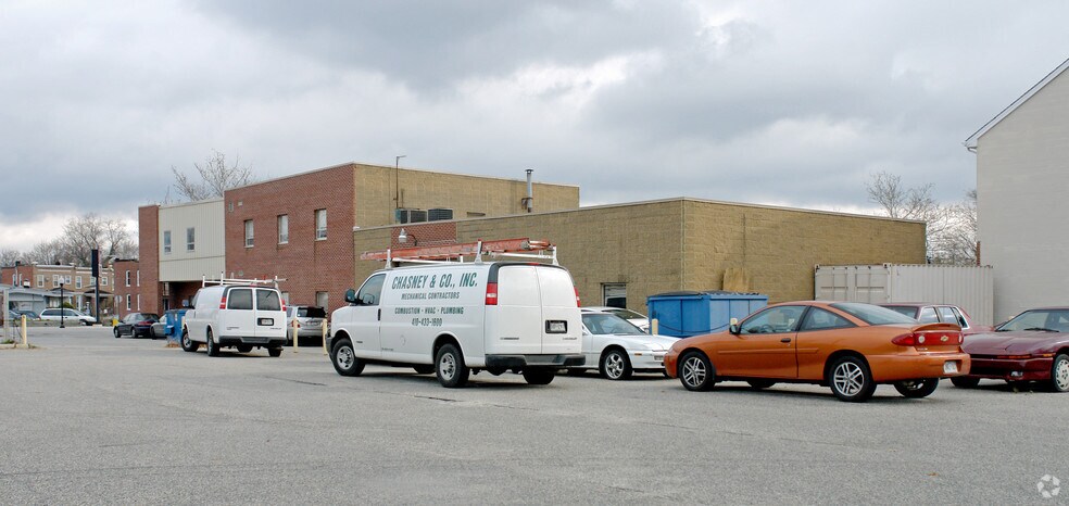 5808 York Rd, Baltimore, MD à louer - Photo du bâtiment - Image 3 de 8