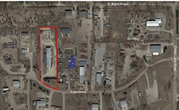 2175 Fyke Dr, Milford, MI - AERIAL  map view