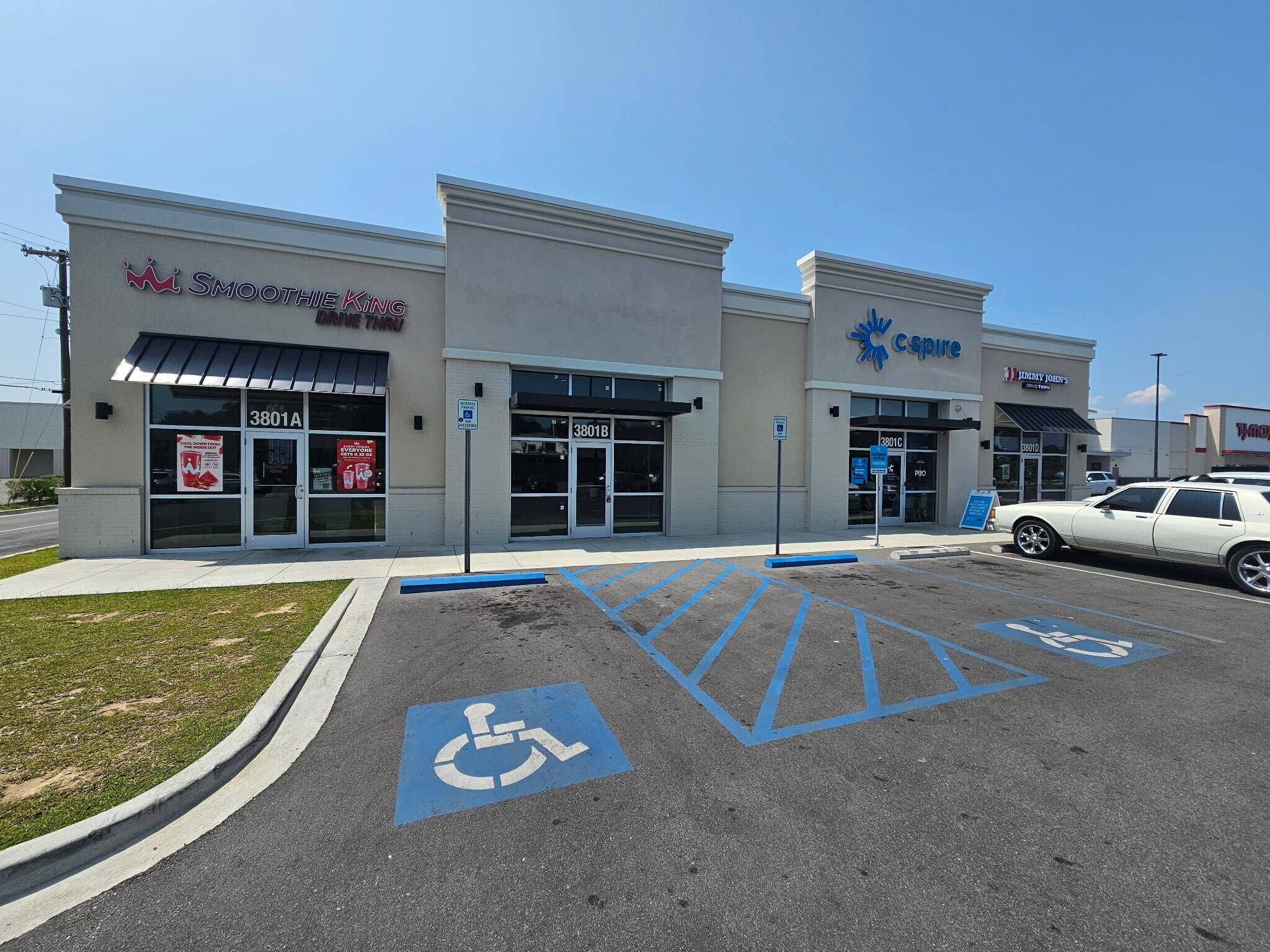 3801 Denny Ave, Pascagoula, MS à louer Photo du bâtiment- Image 1 de 7