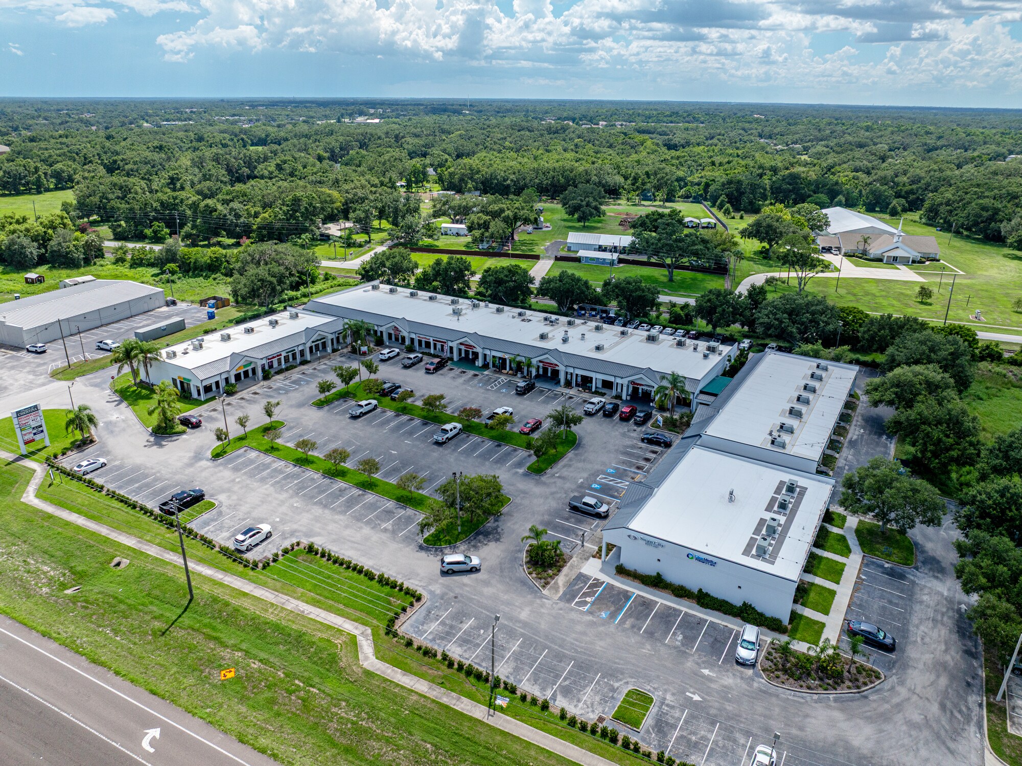 6637 S Florida Ave, Lakeland, FL à louer Photo du bâtiment- Image 1 de 22