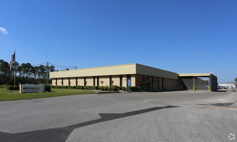 8801 Grow Dr, Pensacola, FL for lease - Primary Photo - Image 1 of 29
