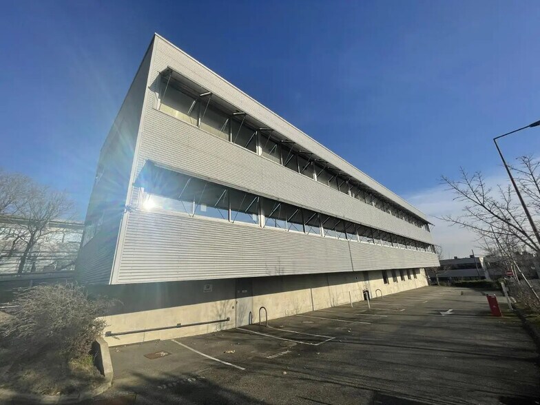 4 Impasse René Couzinet, Toulouse à louer - Photo du bâtiment - Image 2 de 41