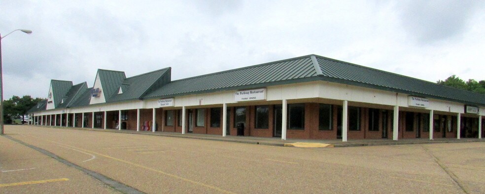 7183-7235 Stonewall Pky, Mechanicsville, VA for lease - Building Photo - Image 2 of 3