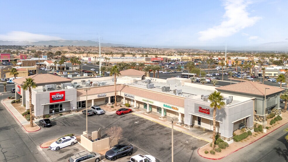 1381 W Sunset Rd, Henderson, NV à louer - Photo du bâtiment - Image 3 de 4