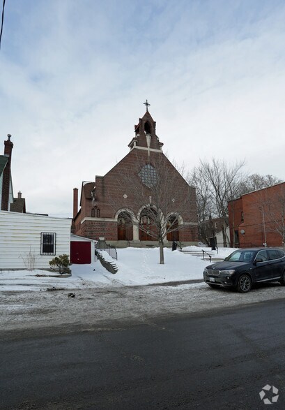 15 Lebreton St N, Ottawa, ON à louer - Photo du bâtiment - Image 3 de 3