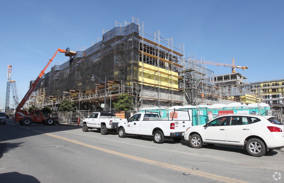 1155 4th St, San Francisco, CA for lease - Building Photo - Image 3 of 136