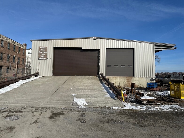 5 Broadway, Albany, NY à vendre - Photo du bâtiment - Image 1 de 14