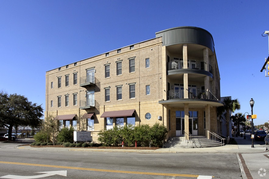 700 Bay St, Beaufort, SC for lease - Building Photo - Image 2 of 5