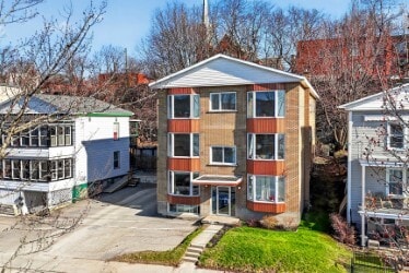 Plus de détails pour 1151 Rue De L'esplanade, Sherbrooke, QC - Multi-résidentiel à vendre