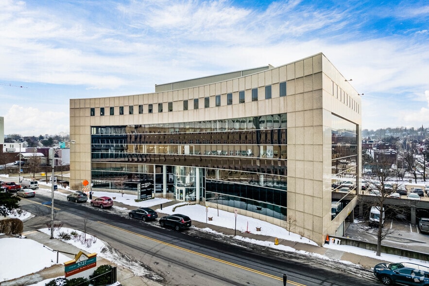 5750 Centre Ave, Pittsburgh, PA for lease - Building Photo - Image 2 of 7