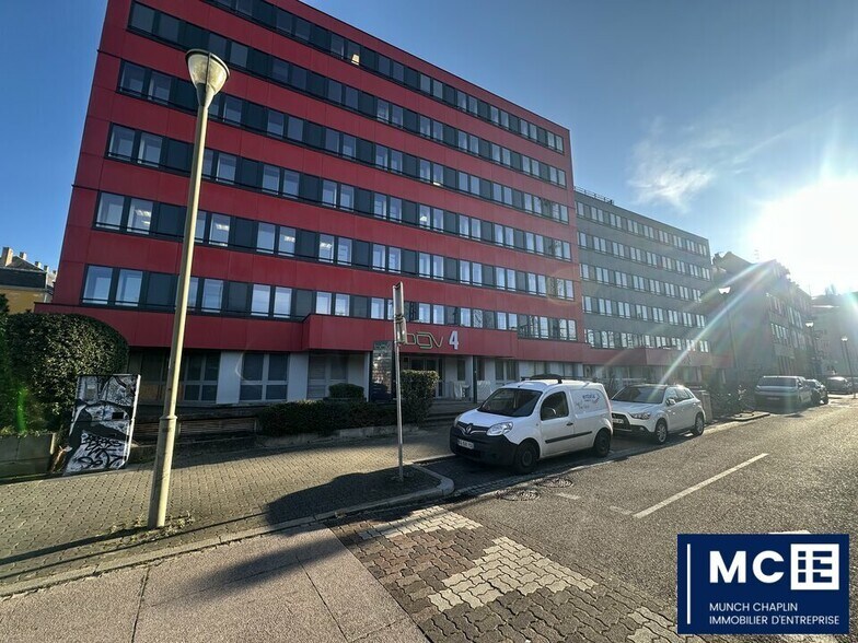 Office in Strasbourg for lease - Building Photo - Image 1 of 12