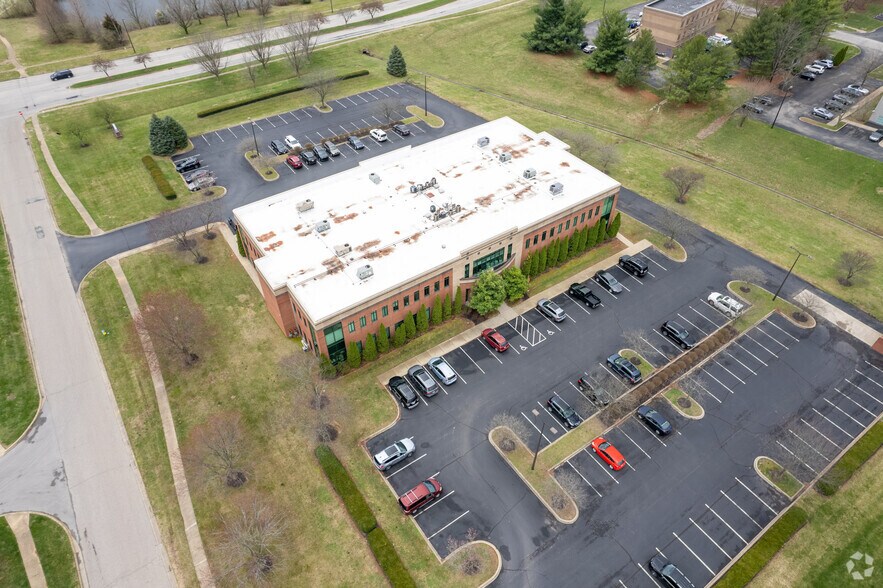 9700 Ormsby Station Rd, Louisville, KY à louer - Aérien - Image 3 de 5