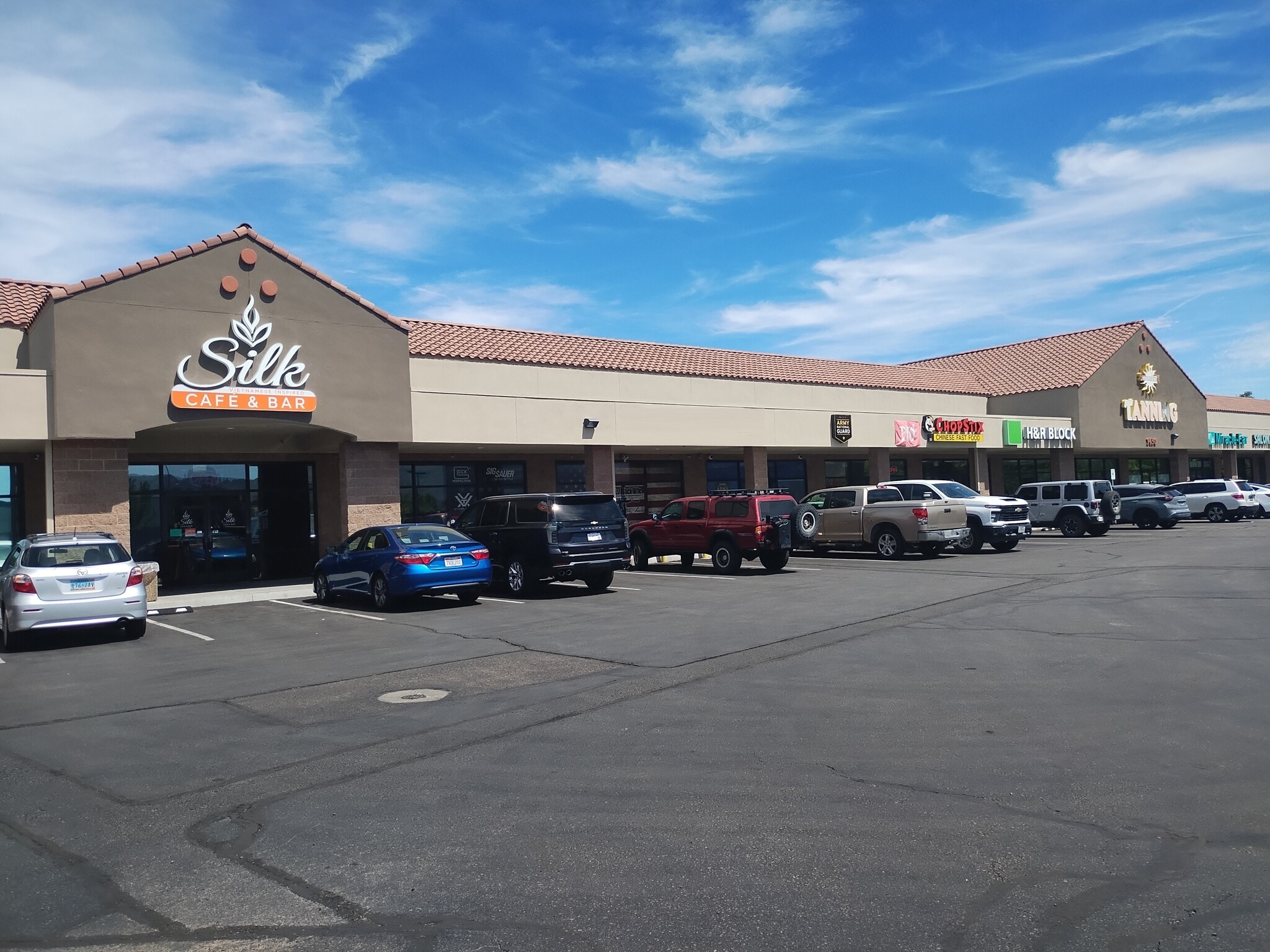 1450 E Prater Way, Sparks, NV for lease Building Photo- Image 1 of 2