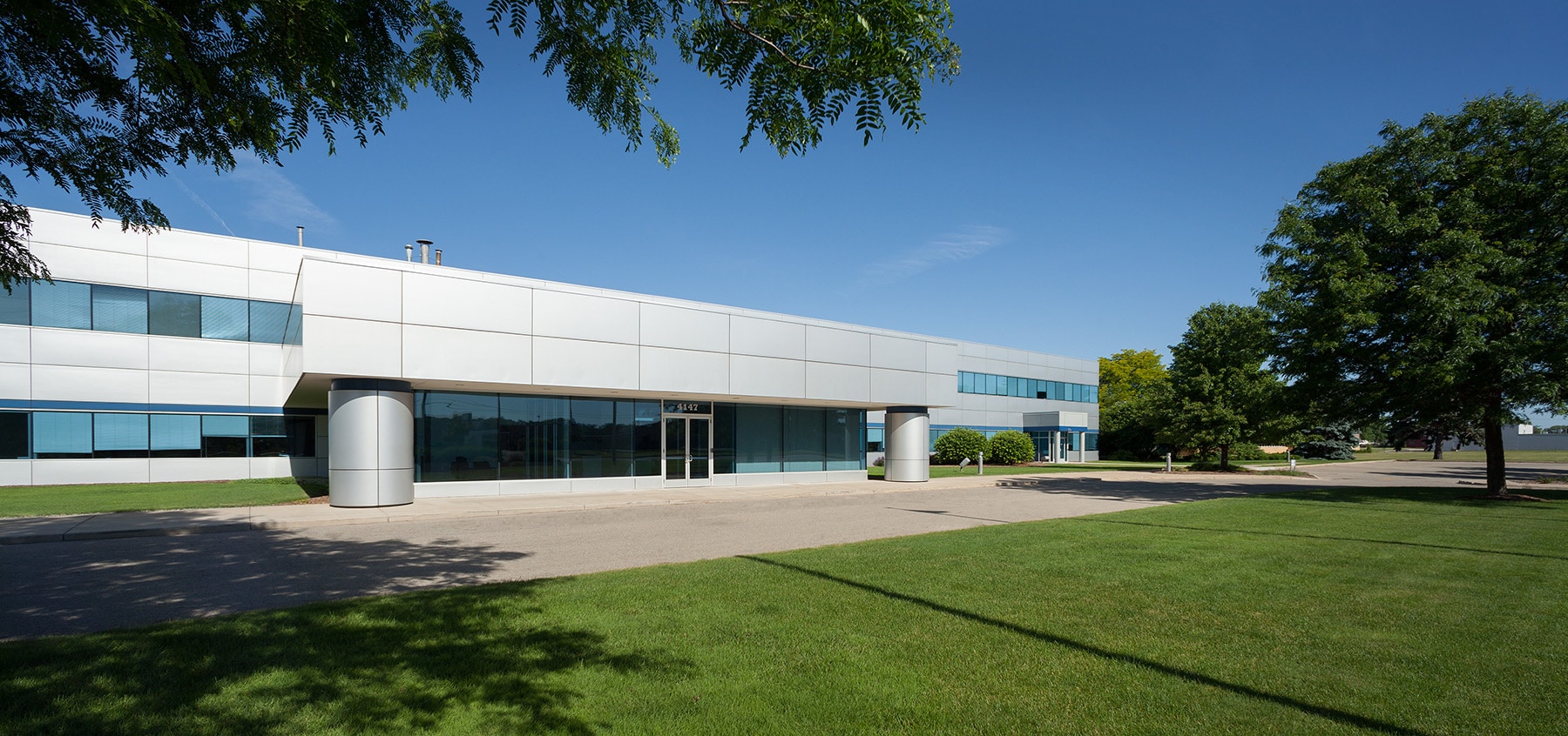 4147 Eastern Ave SE, Wyoming, MI for lease Primary Photo- Image 1 of 30