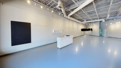 4204-4210 82nd St, Lubbock, TX for lease Interior Photo- Image 2 of 4