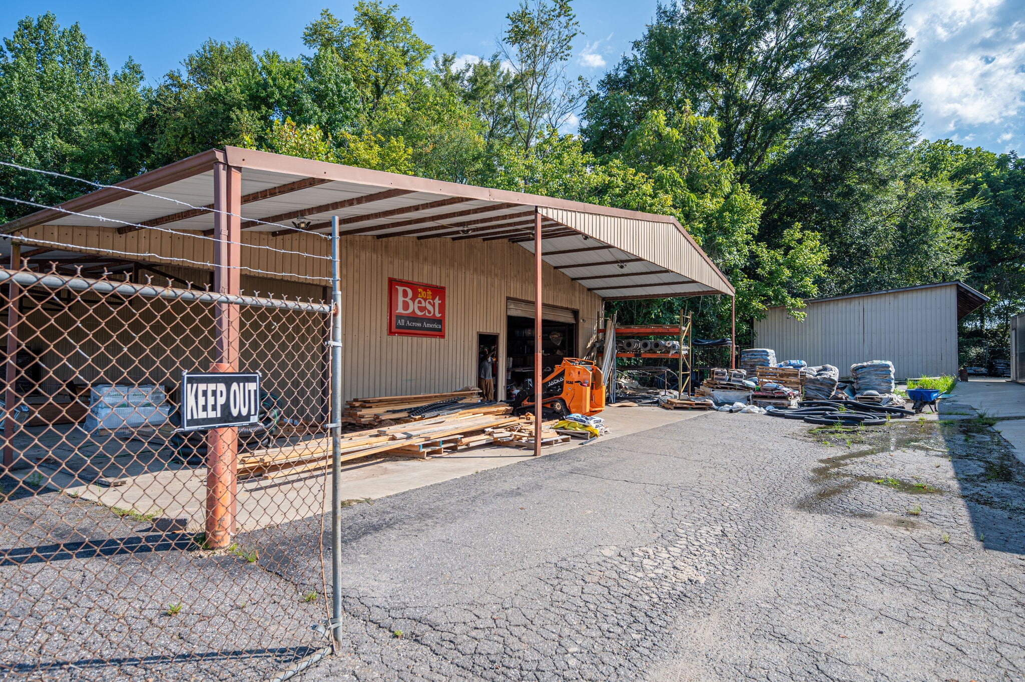 969 Reepsville Rd, Lincolnton, NC for sale Primary Photo- Image 1 of 28