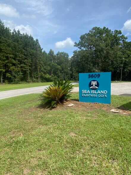 3609 River Rd, Johns Island, SC à louer - Photo du bâtiment - Image 2 de 5