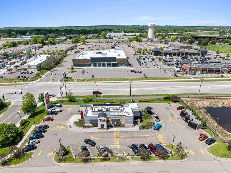 3780 Lexington Ave N, Shoreview, MN à vendre - Photo du bâtiment - Image 3 de 3