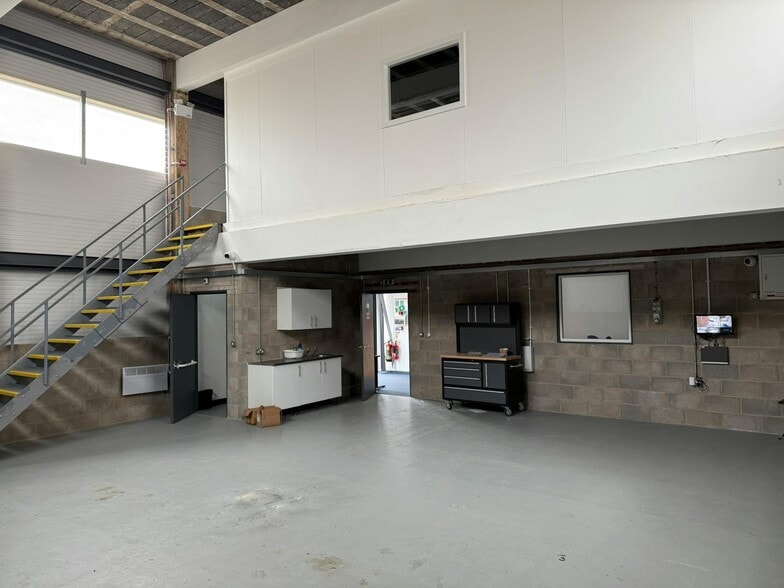 Neills Rd, St Helens for lease - Building Photo - Image 3 of 10