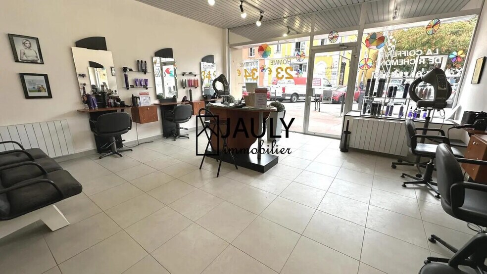 22 Place Jean Bureau, Meaux for lease - Building Photo - Image 3 of 11