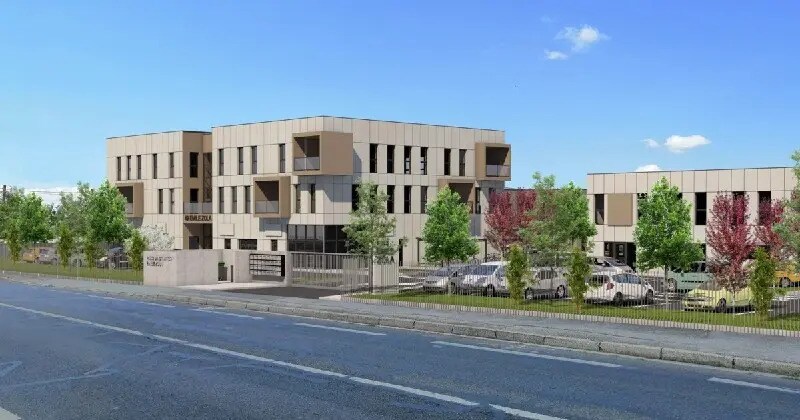 Office in Décines-Charpieu for lease Building Photo- Image 1 of 4