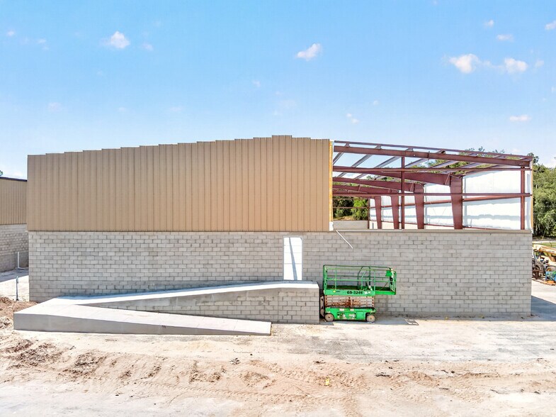 3050 State Road 60 E, Bartow, FL à louer - Photo du bâtiment - Image 3 de 12