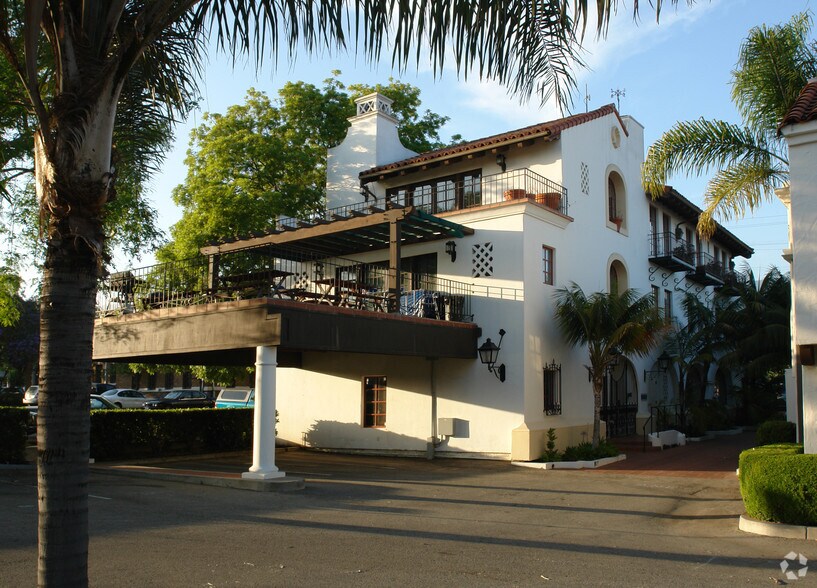 1221 Chapala St, Santa Barbara, CA à vendre - Photo du bâtiment - Image 3 de 27