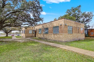 903 S Texas Ave, College Station, TX à louer Photo intérieure- Image 1 de 21