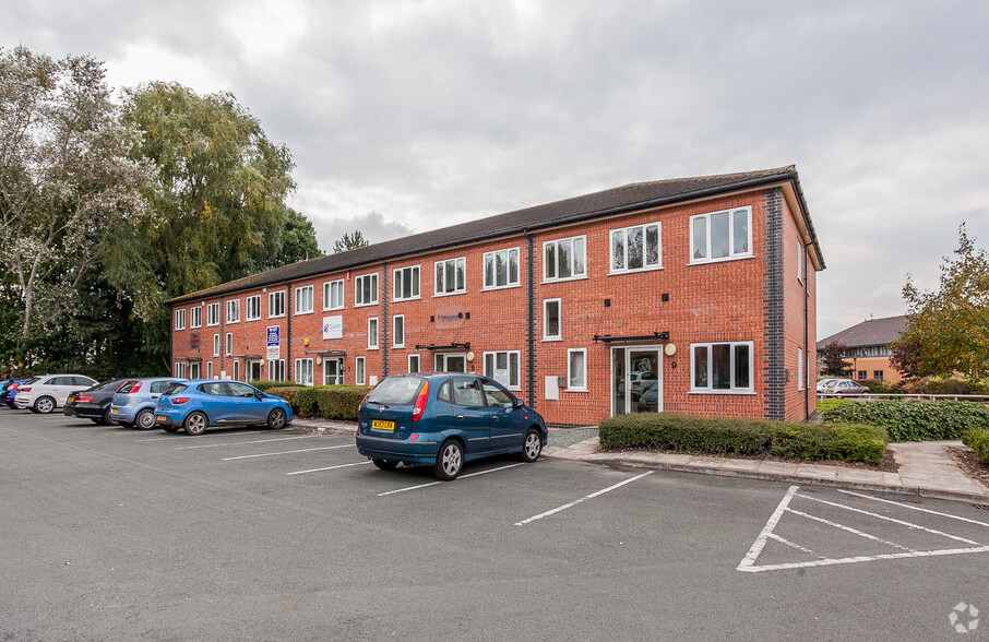 Electra Way, Crewe for lease - Primary Photo - Image 1 of 8